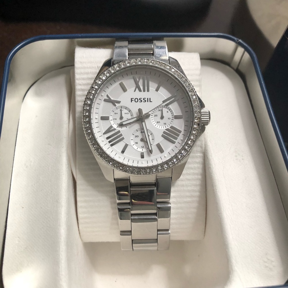 Fossil watch